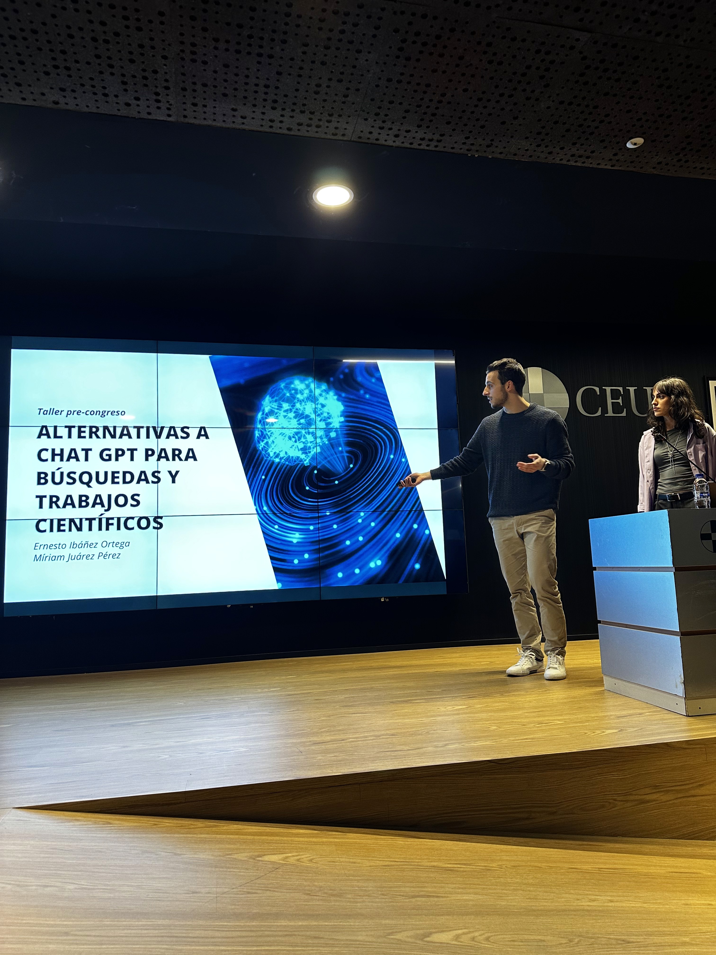 Service - Ecommerce Store